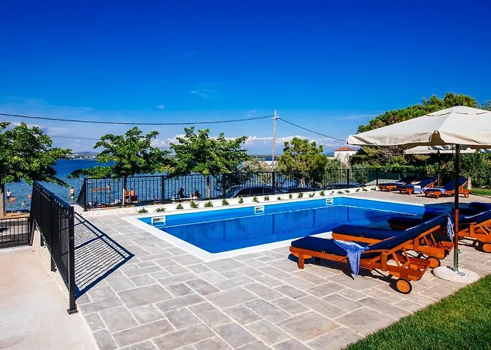 וילה Dalmatian Pearls